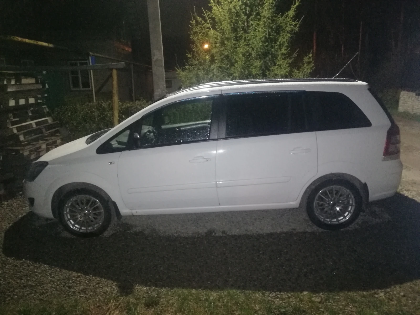 Opel Zafira, 2013г, передний привод, механика