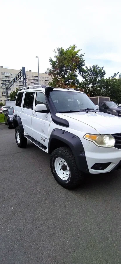 УАЗ Patriot, 2015г, полный привод, механика