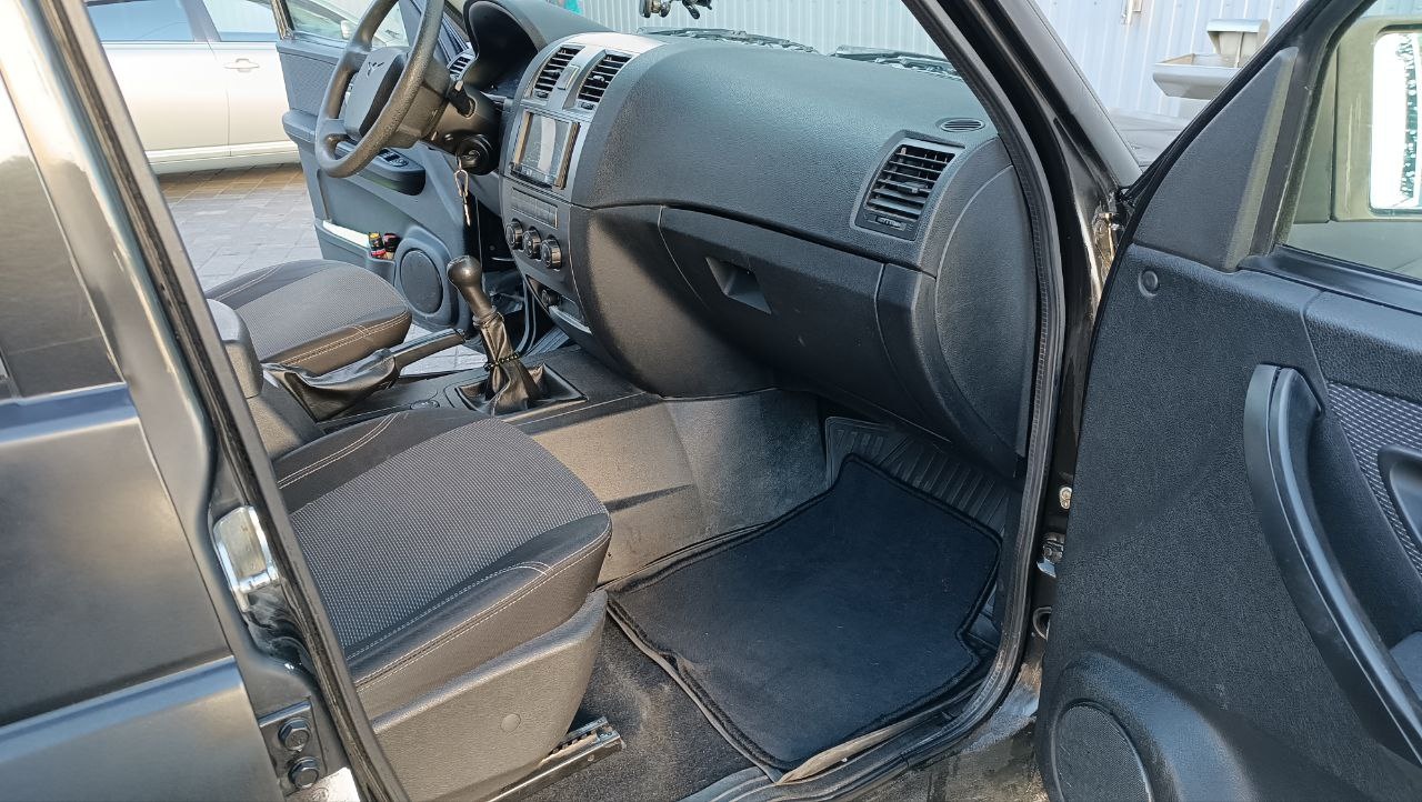 УАЗ Patriot, 2014г, полный привод, механика