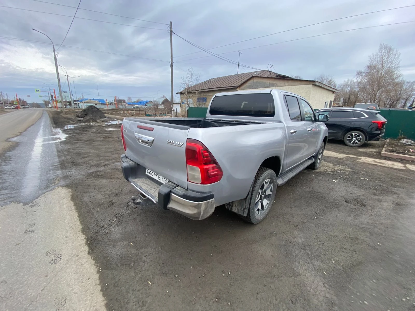 Toyota Hilux, 2018г, полный привод, автомат