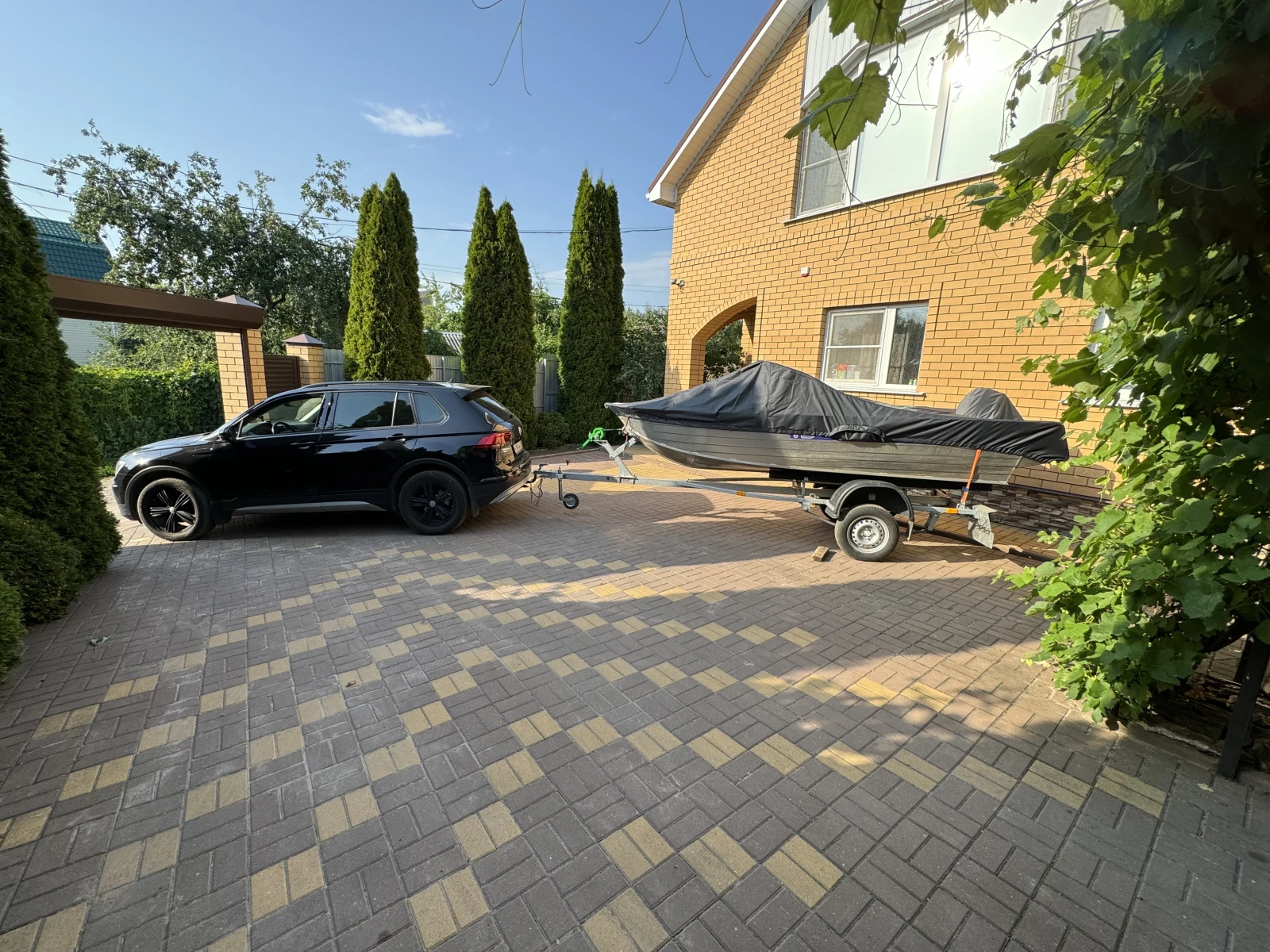 Volkswagen Tiguan, 2019г, полный привод, робот