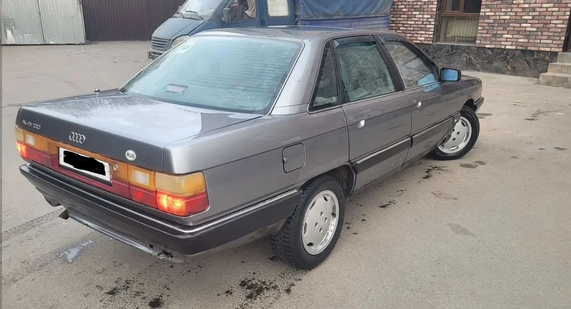 Audi 100, 1990г, передний привод, механика
