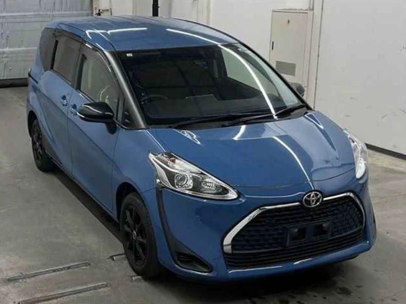 Toyota Sienta, 2021г., полный привод, вариатор