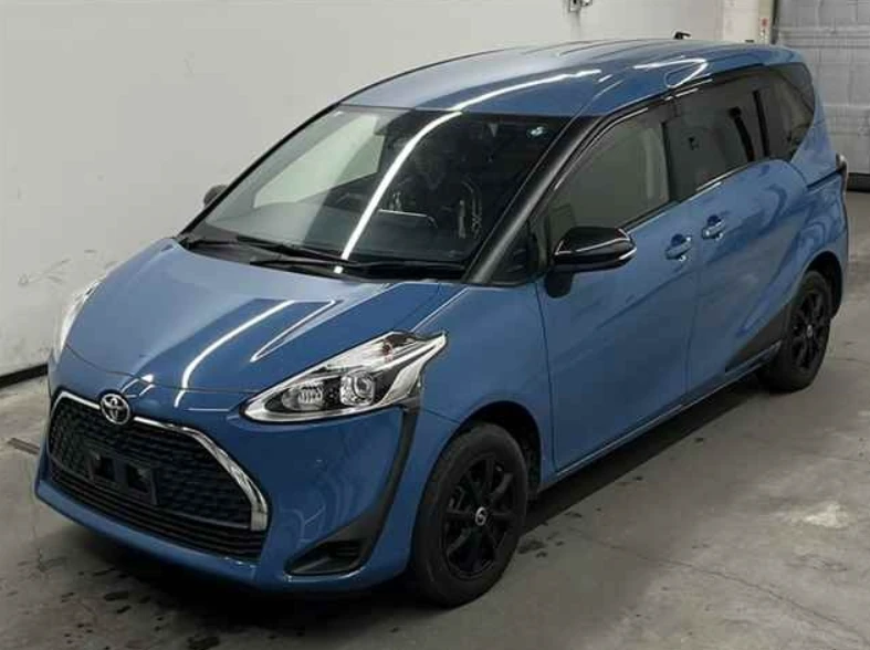 Toyota Sienta, 2021г, полный привод, вариатор