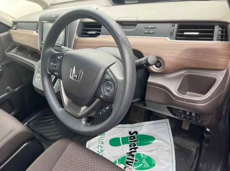 Honda Freed, 2021г, полный привод, вариатор