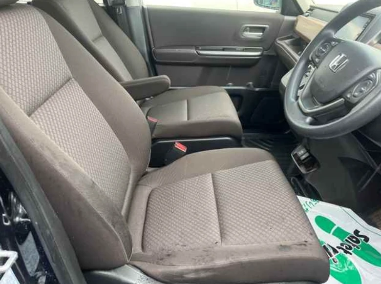 Honda Freed, 2021г, полный привод, вариатор