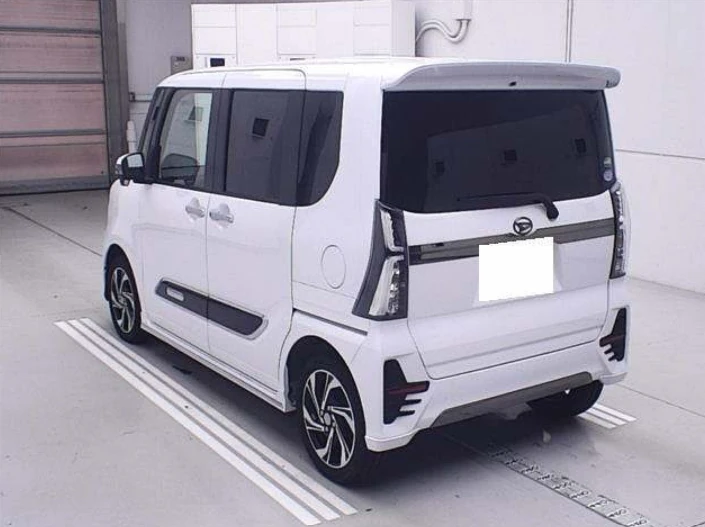 Daihatsu Tanto, 2022г, полный привод, вариатор
