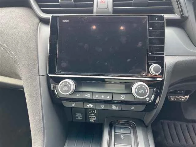 Honda Insight, 2021г, передний привод, вариатор