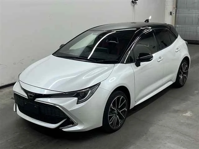 Toyota Corolla, 2022г., передний привод, вариатор