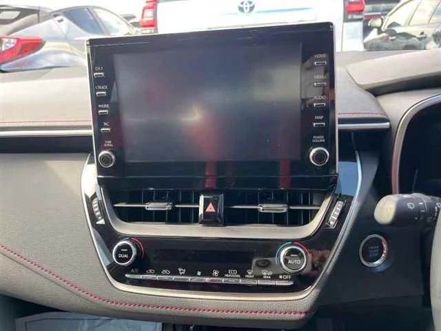 Toyota Corolla, 2022г, передний привод, вариатор