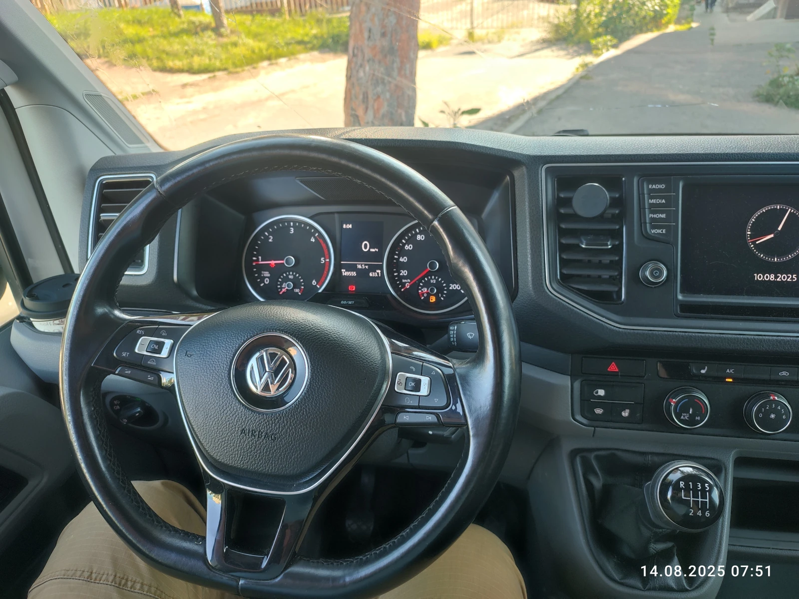 Volkswagen Transporter, 2017г, передний привод, механика