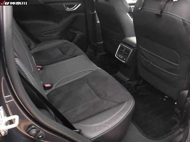 Subaru Forester, 2021г, полный привод, вариатор