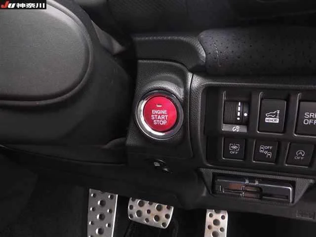 Subaru Forester, 2021г, полный привод, вариатор