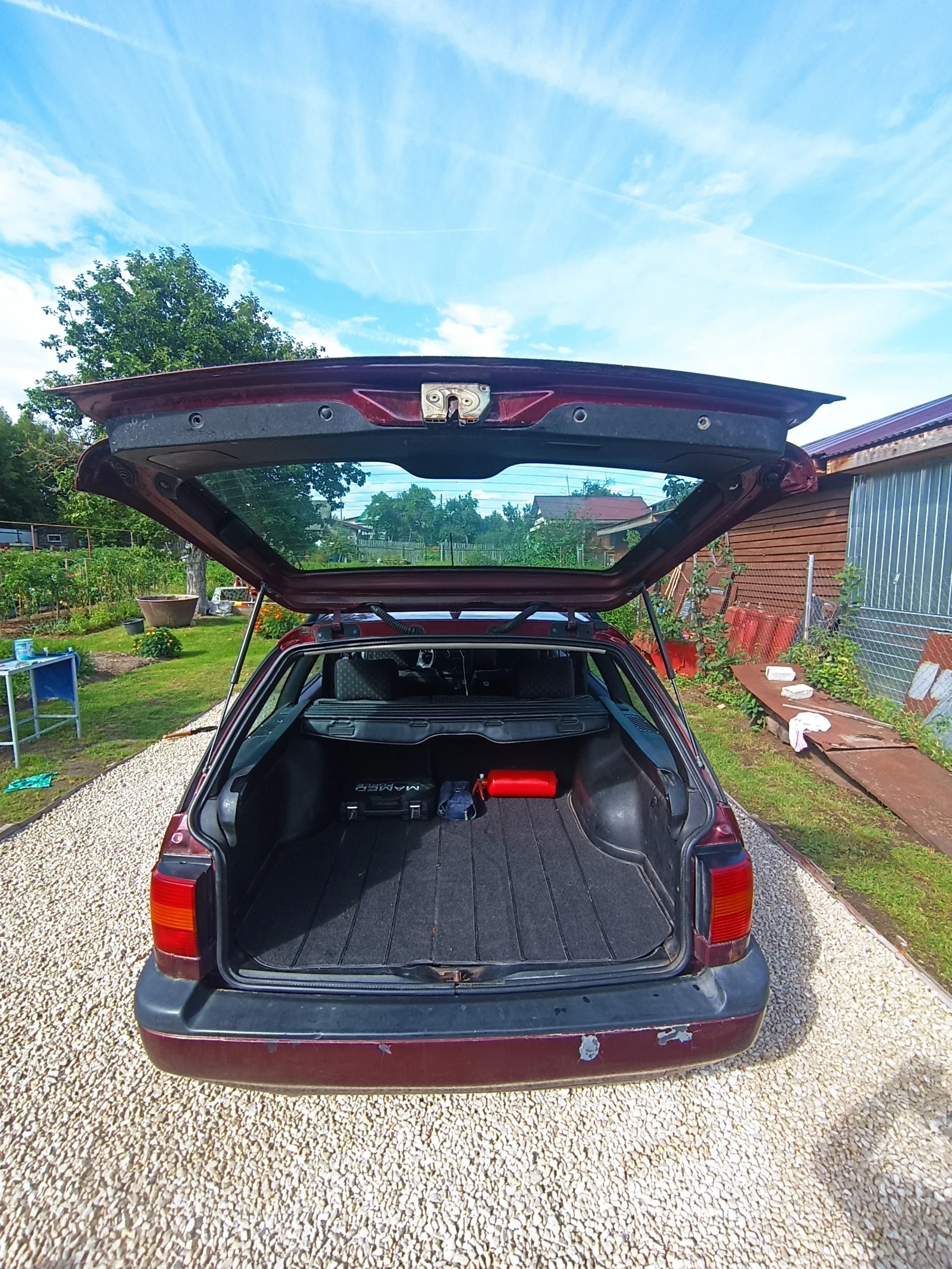 Volkswagen Passat, 1994г, передний привод, механика