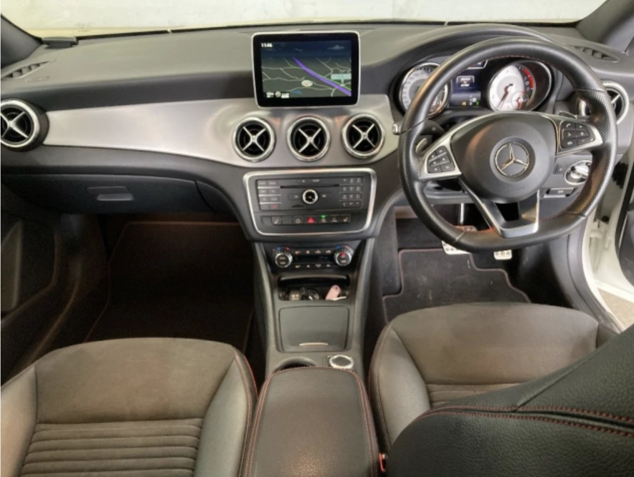 Mercedes-Benz CLA, 2015г, передний привод, робот