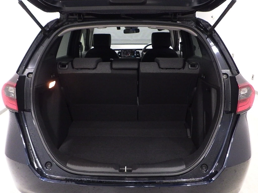 Honda Fit, 2022г, передний привод, вариатор