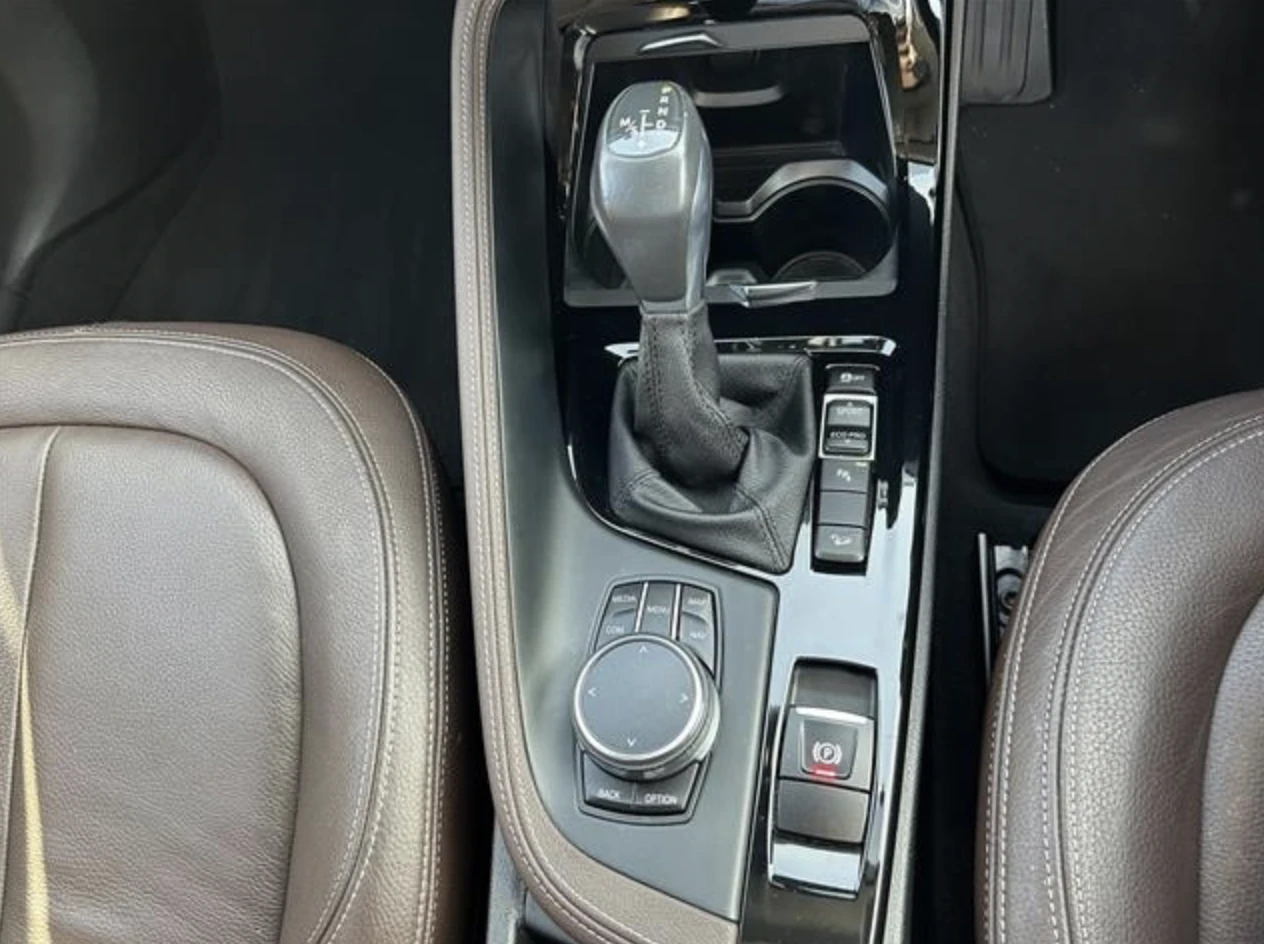 BMW X1, 2018г, передний привод, робот