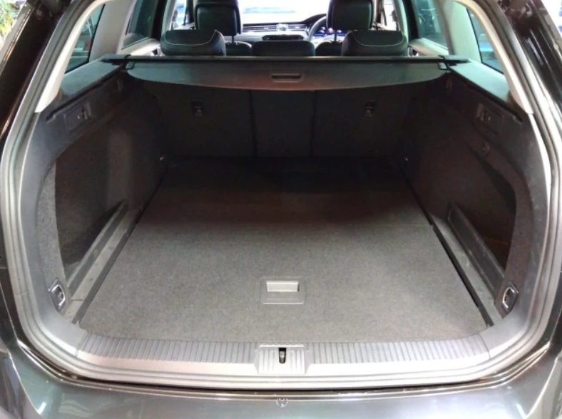 Volkswagen Passat, 2021г, передний привод, робот