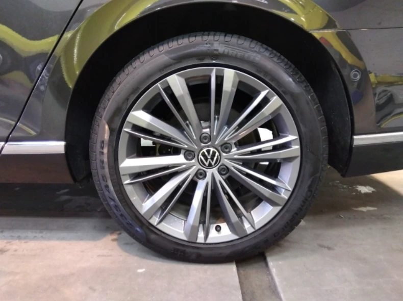 Volkswagen Passat, 2021г, передний привод, робот