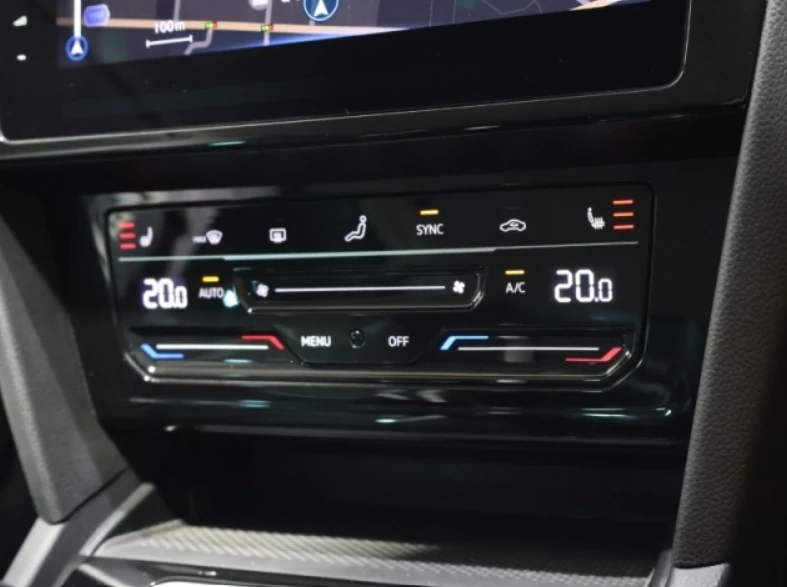 Volkswagen Passat, 2022г, передний привод, робот