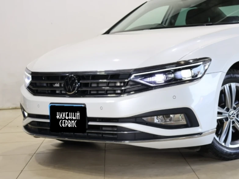 Volkswagen Passat, 2022г, передний привод, робот