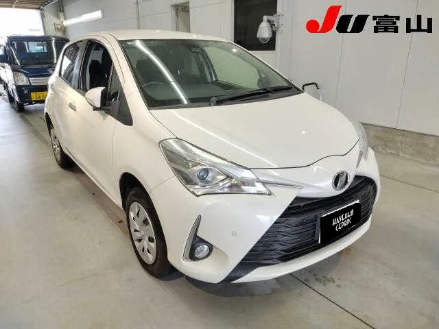 Toyota Vitz, 2019г, полный привод, вариатор