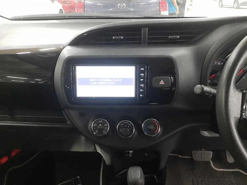 Toyota Vitz, 2019г, полный привод, вариатор