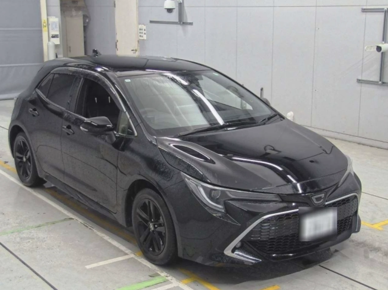 Toyota Corolla, 2022г, передний привод, вариатор