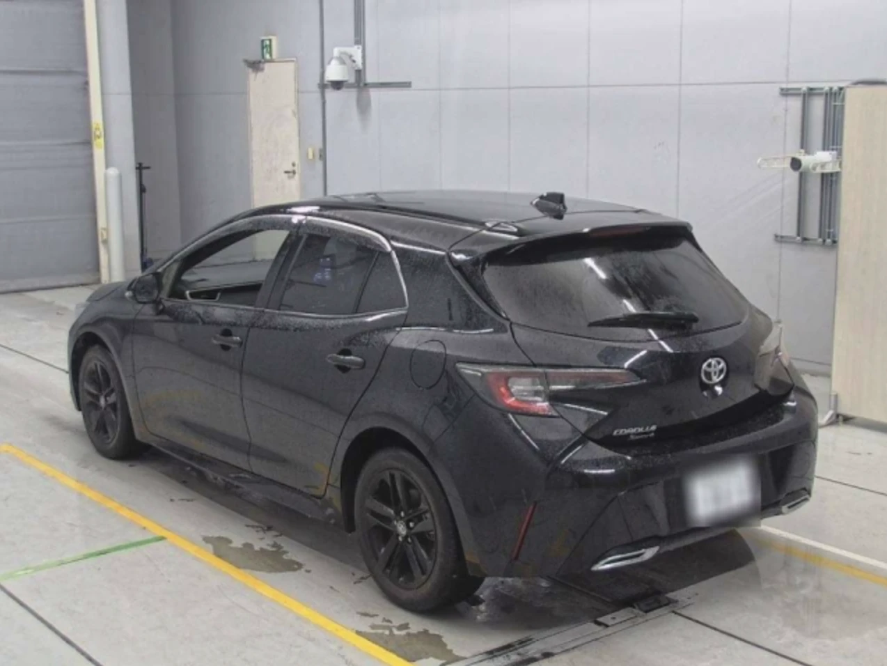 Toyota Corolla, 2022г, передний привод, вариатор