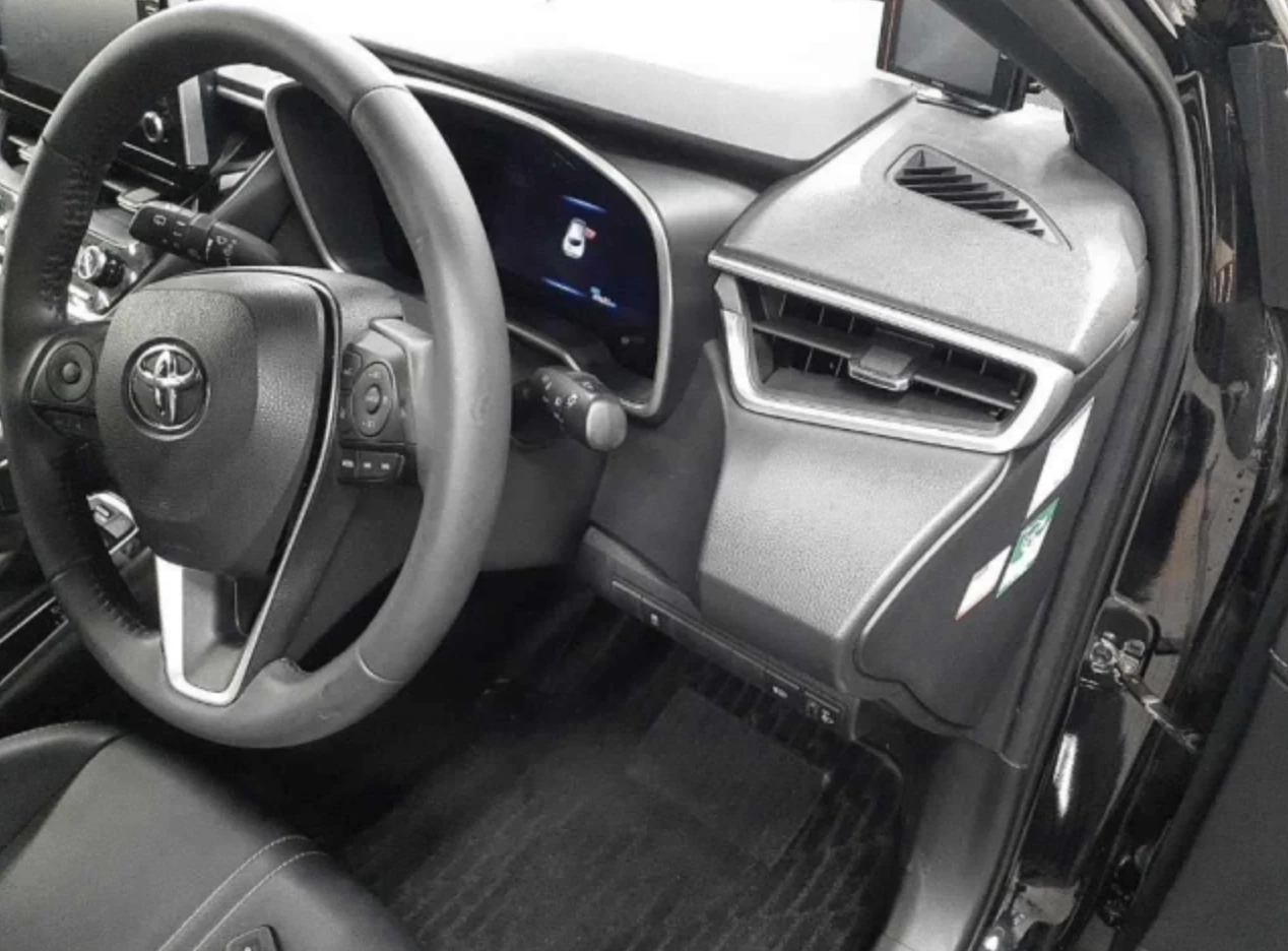 Toyota Corolla, 2022г, передний привод, вариатор