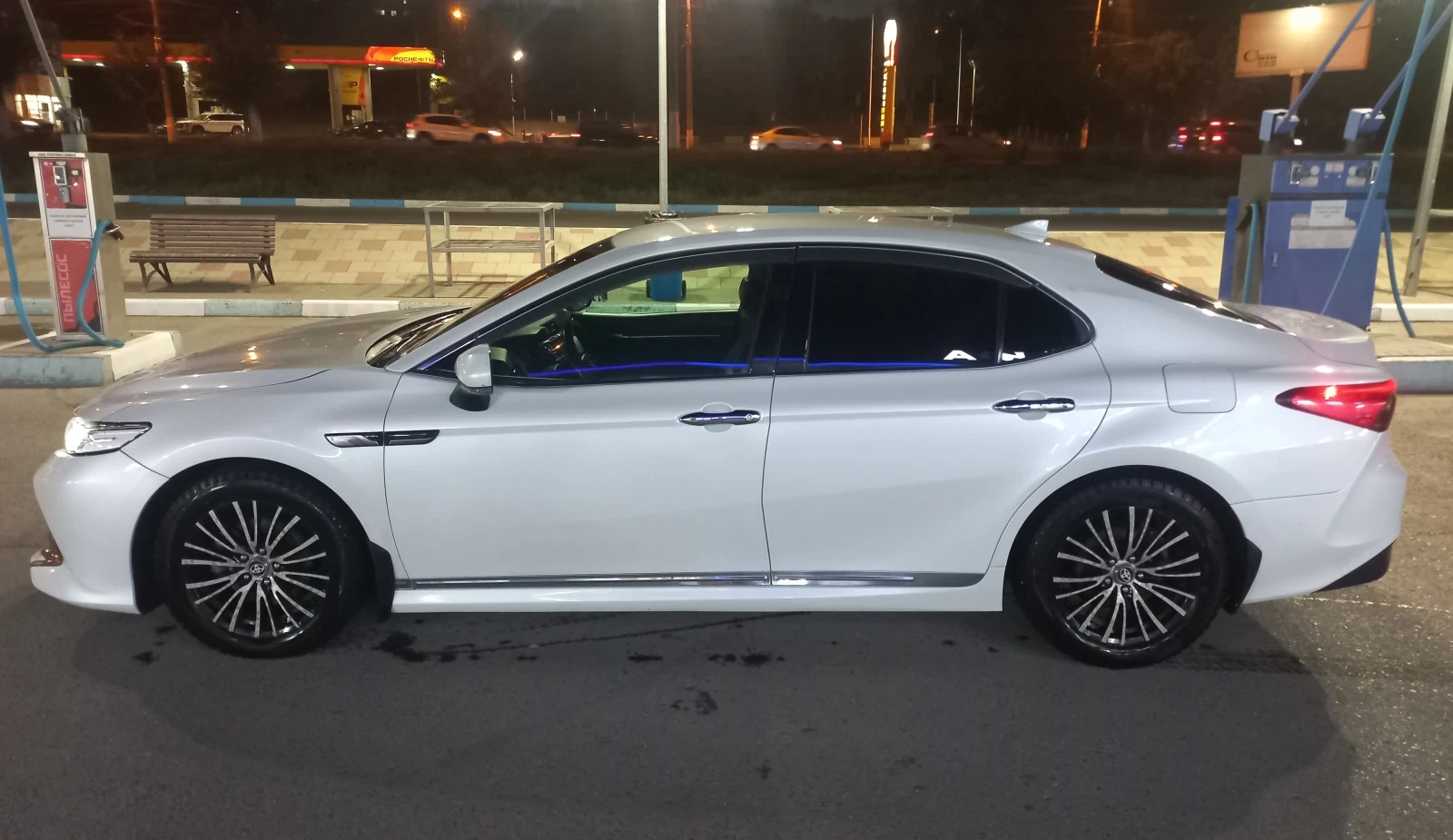 Toyota Camry, 2018г, передний привод, автомат