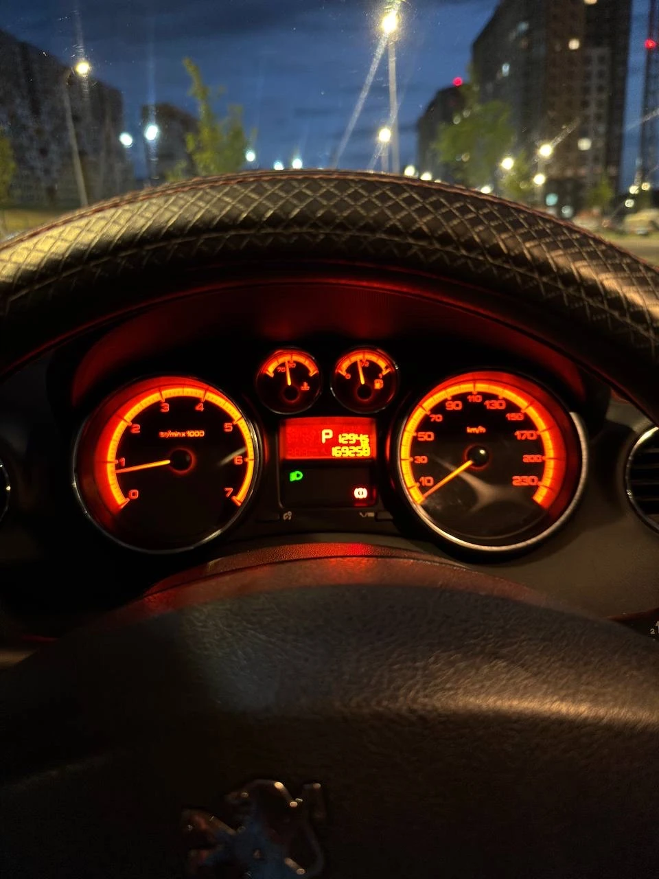 Peugeot 308, 2009г, передний привод, автомат