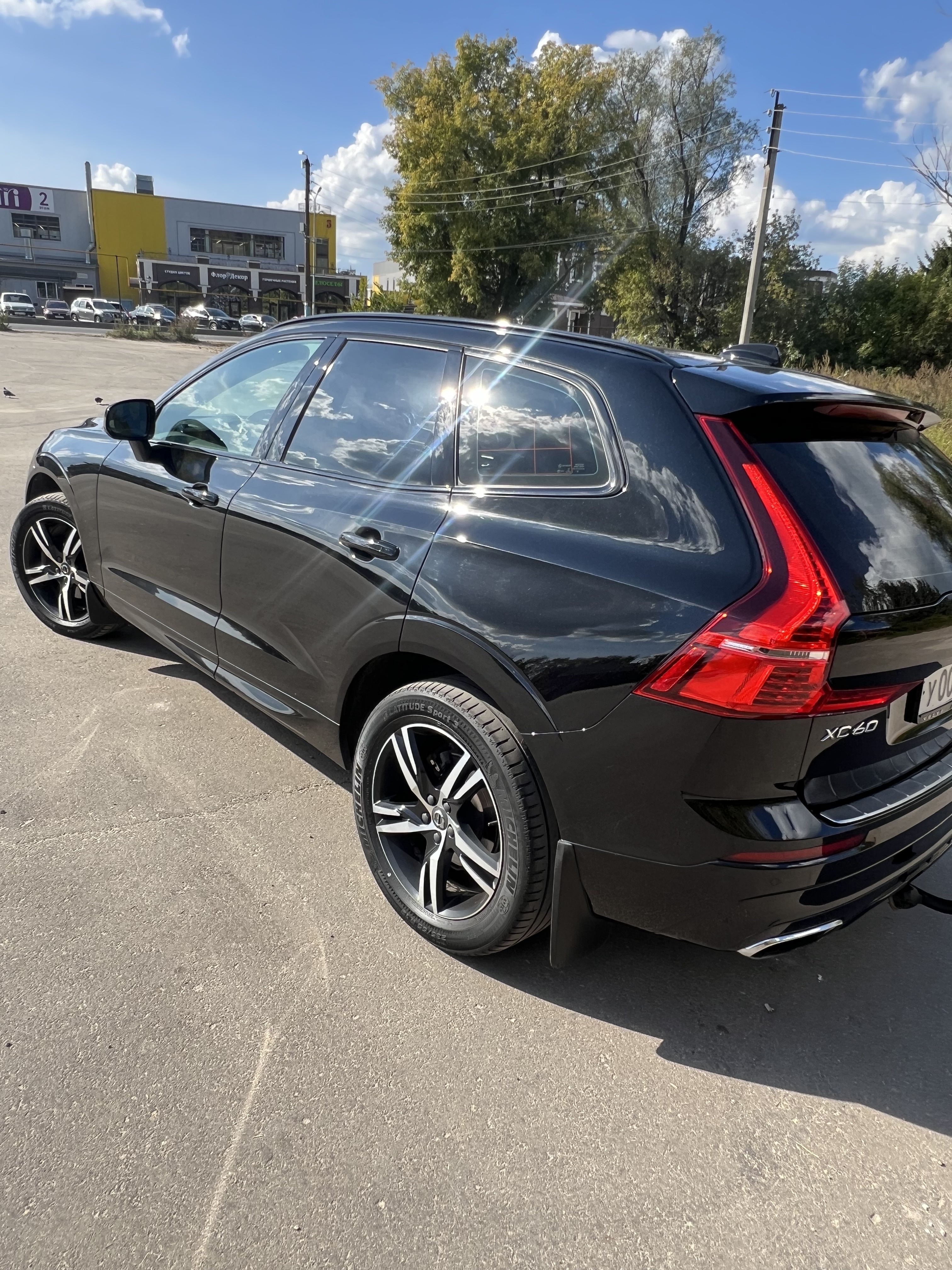 Volvo XC60, 2021г, полный привод, автомат
