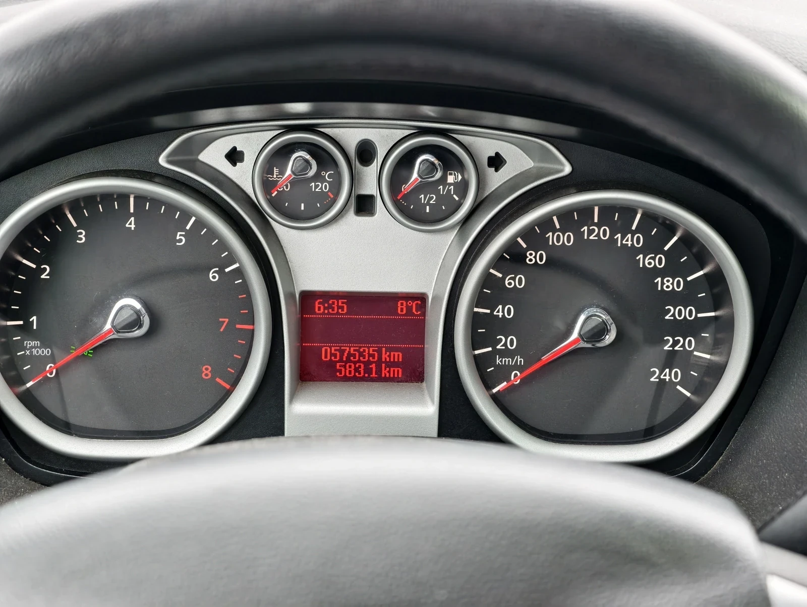 Ford Focus, 2010г, передний привод, механика