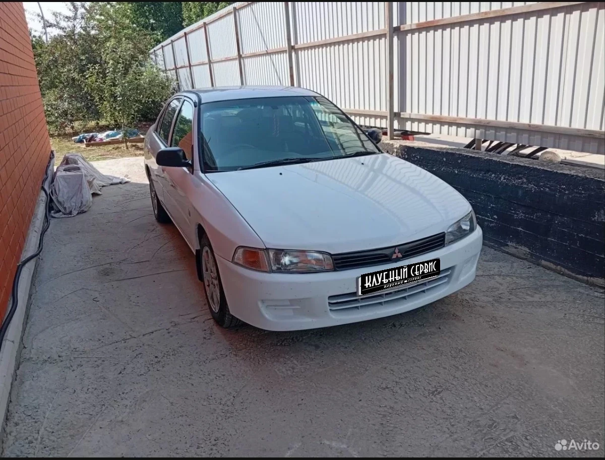 Mitsubishi Lancer, 1999г, передний привод, автомат