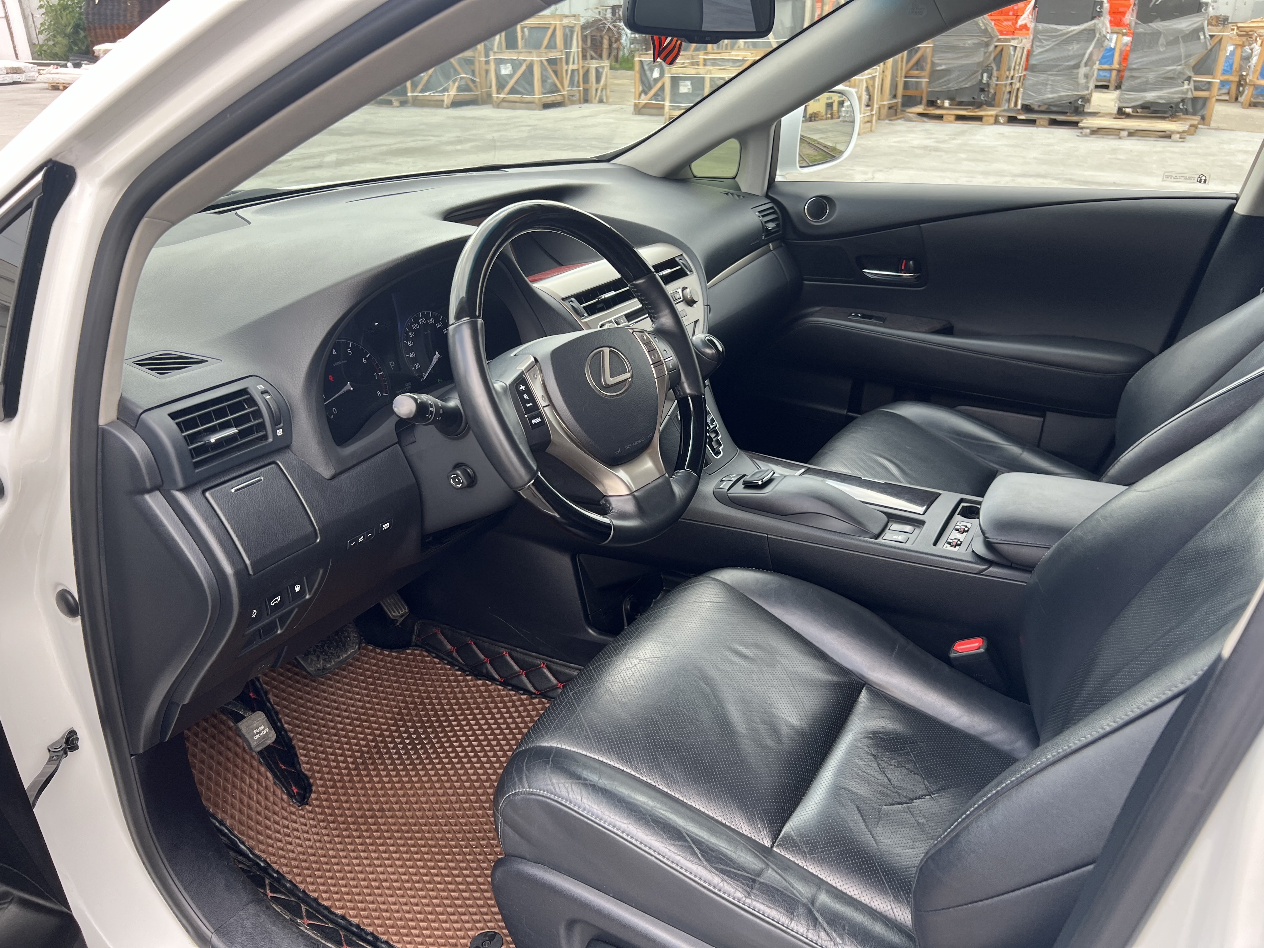 Lexus RX, 2014г, передний привод, автомат