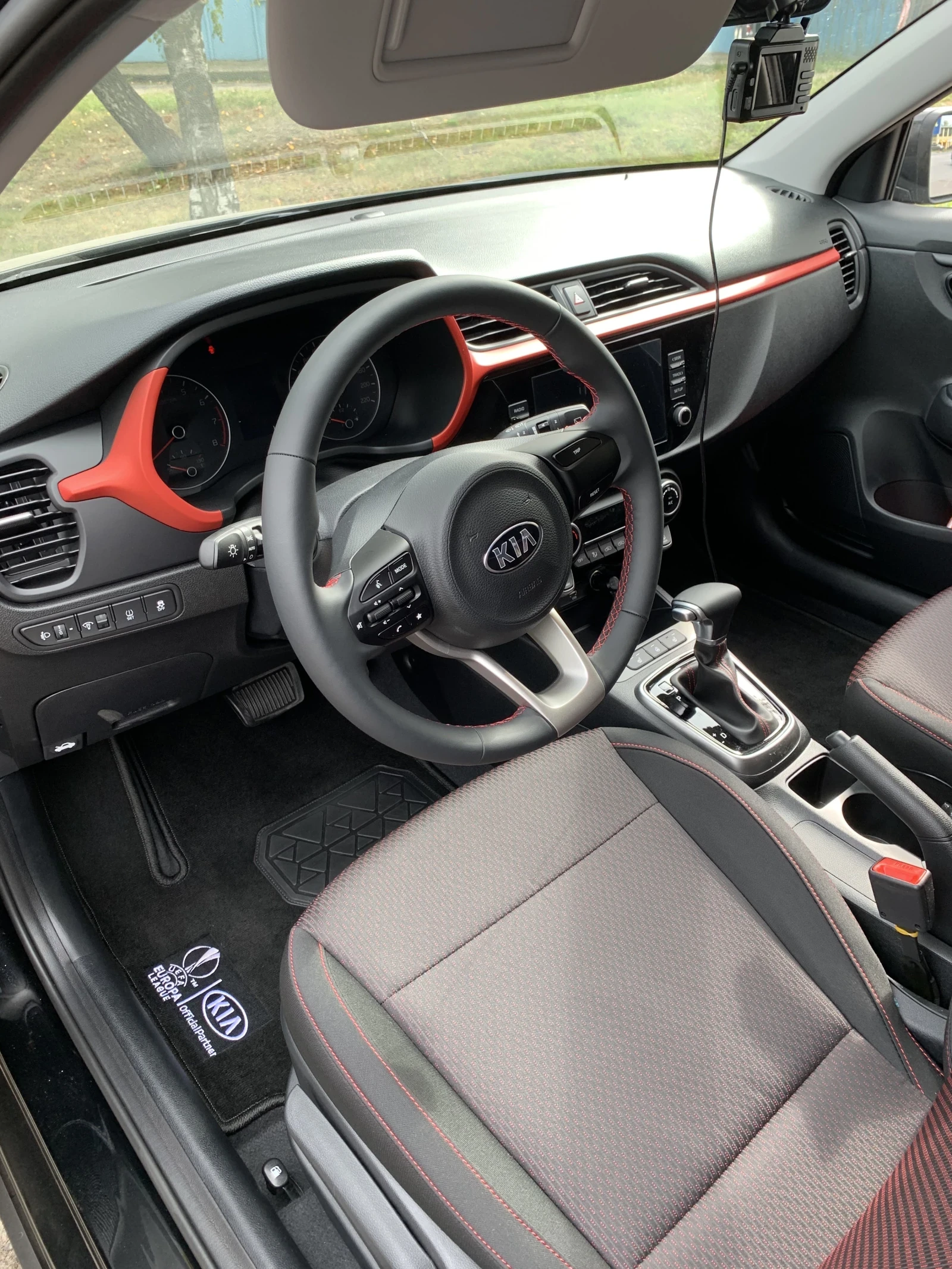 Kia Rio, 2021г, передний привод, автомат