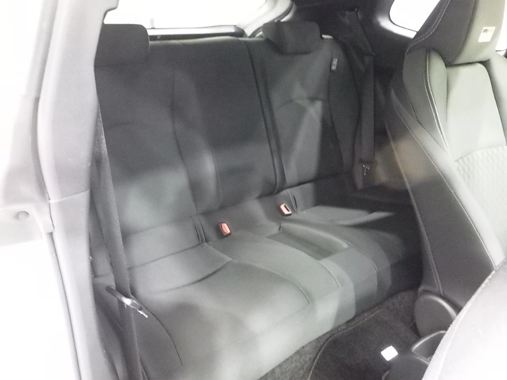 Toyota Yaris, 2021г, передний привод, вариатор