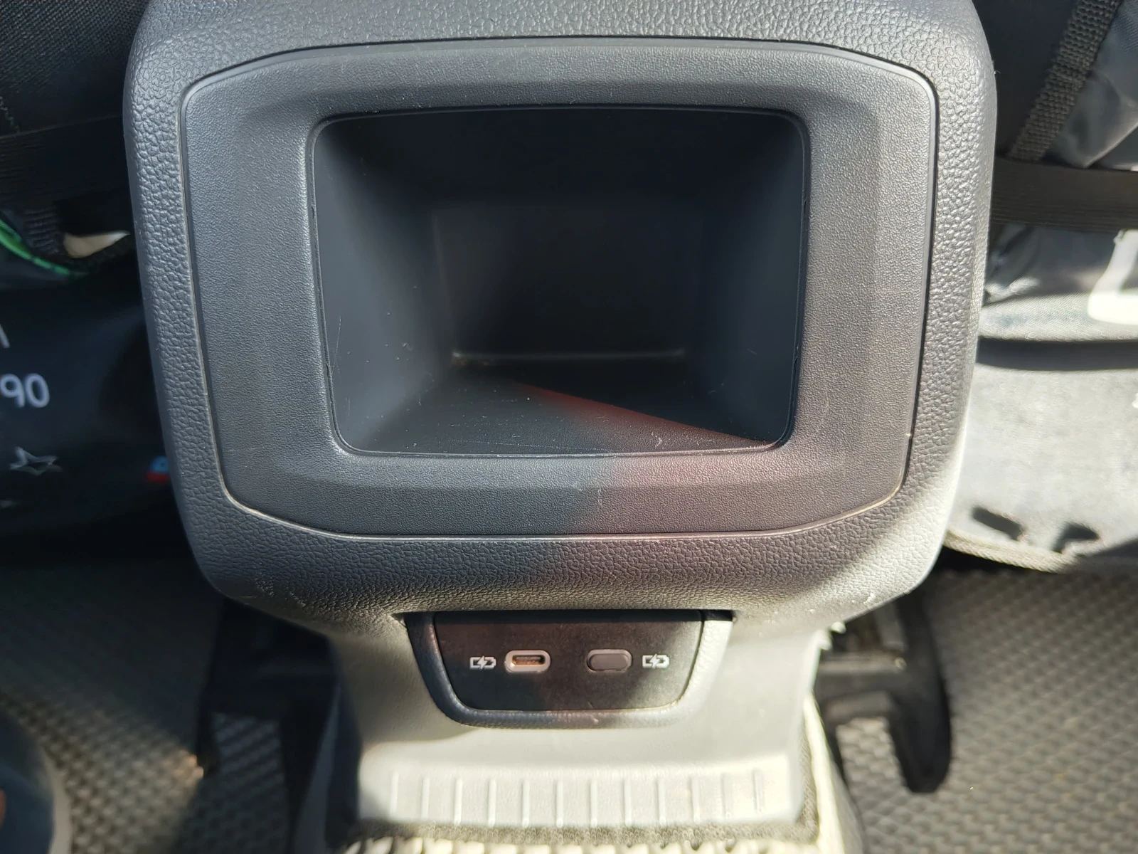 Volkswagen T-Cross, 2020г, передний привод, робот