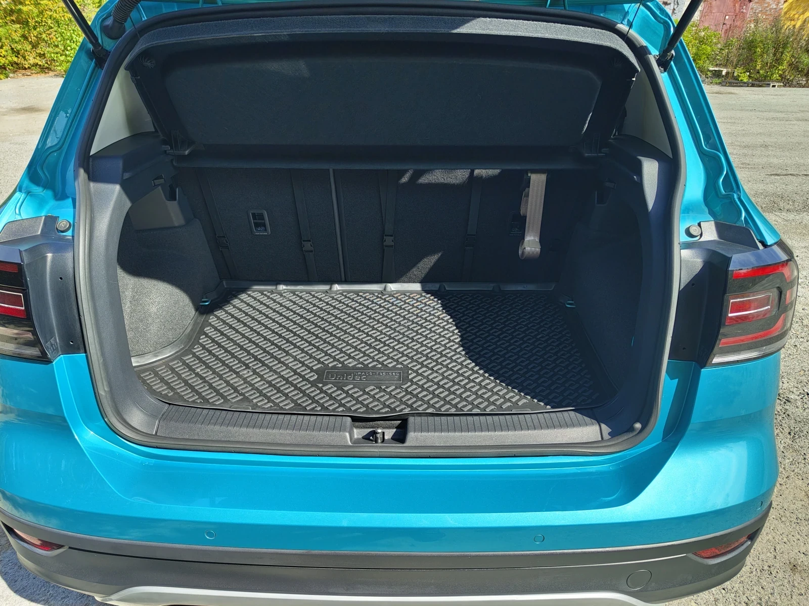 Volkswagen T-Cross, 2020г, передний привод, робот