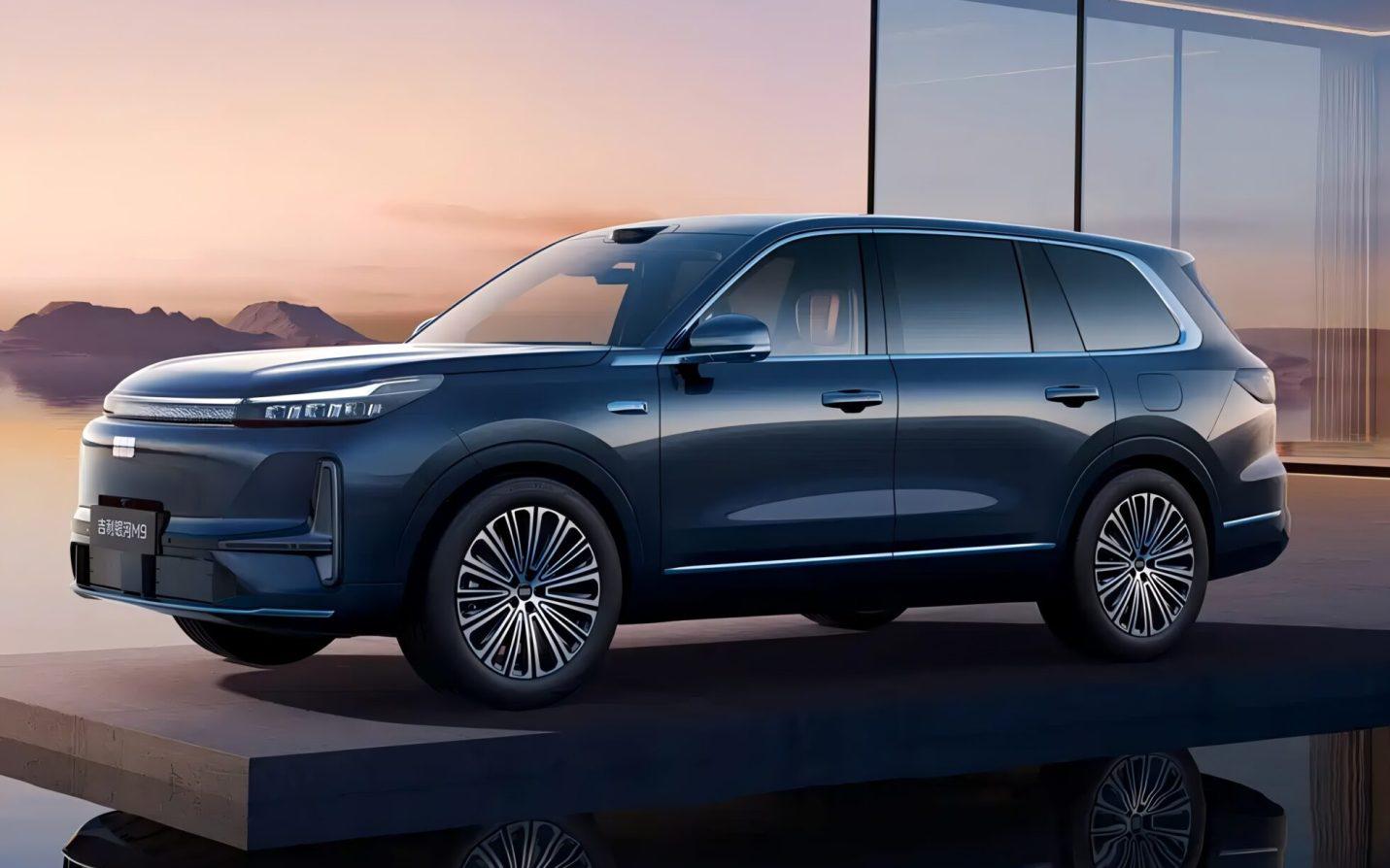 Компания Geely начала принимать предзаказы на свой крупногабаритный подключаемый гибрид Galaxy M9.