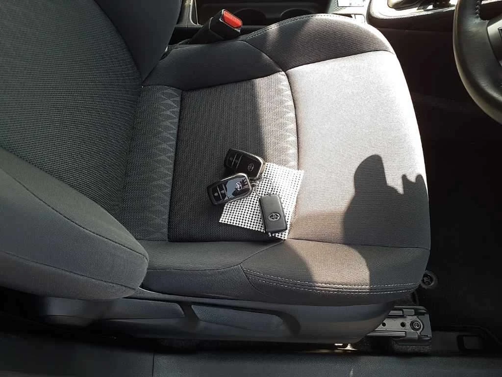 Toyota Yaris, 2021г, передний привод, вариатор