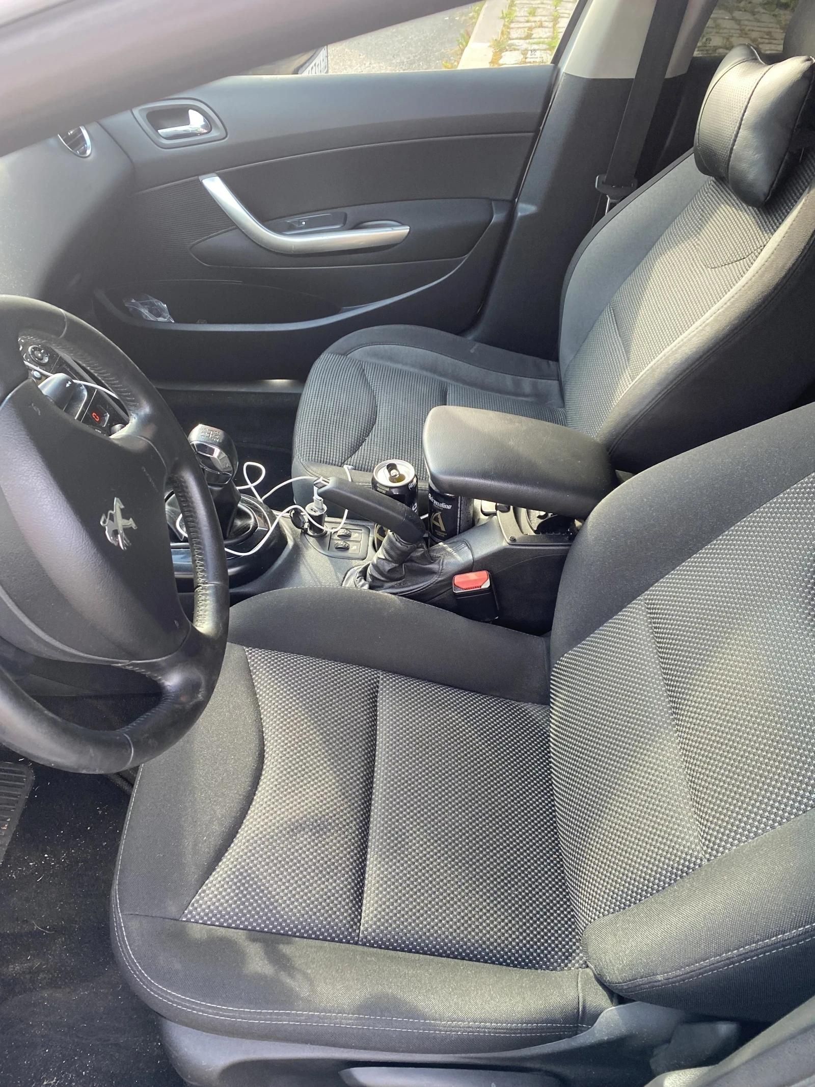 Peugeot 408, 2012г, передний привод, механика