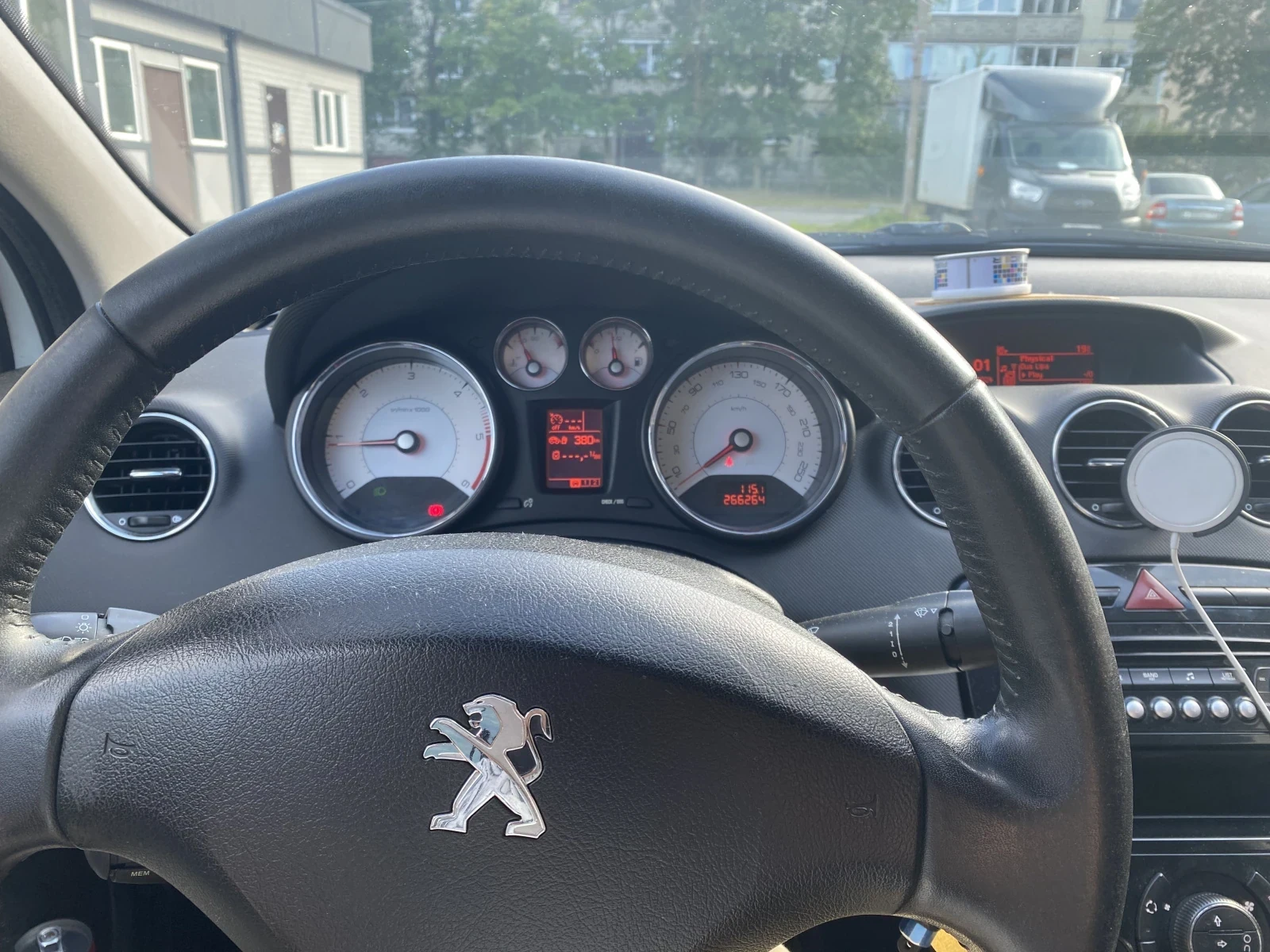 Peugeot 408, 2012г, передний привод, механика