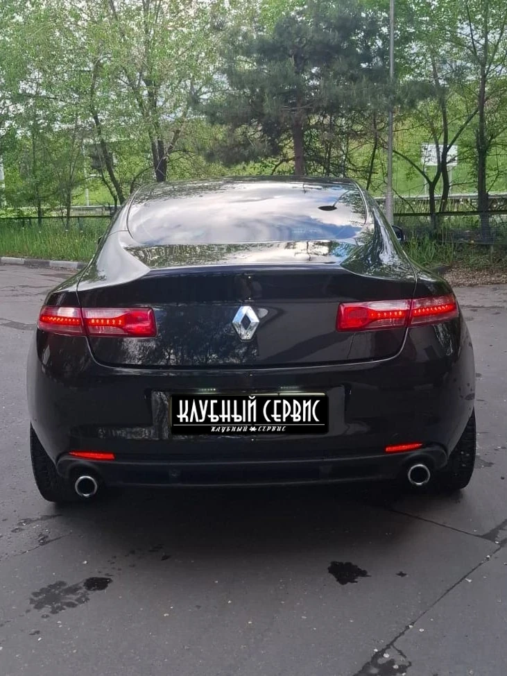 Renault Laguna, 2011г, передний привод, автомат