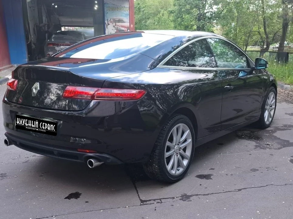 Renault Laguna, 2011г, передний привод, автомат