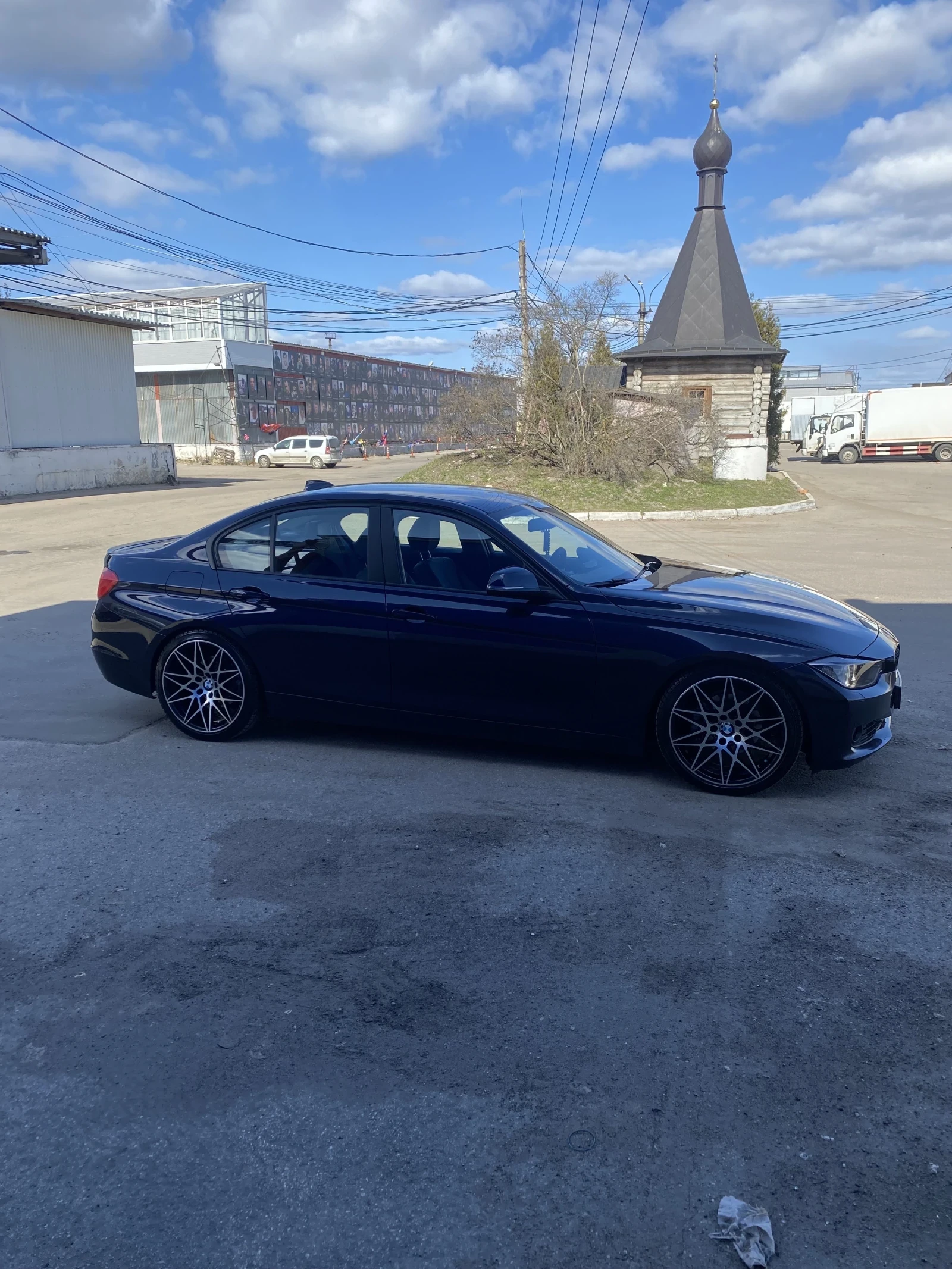 BMW 3 серии, 2013г, задний привод, автомат