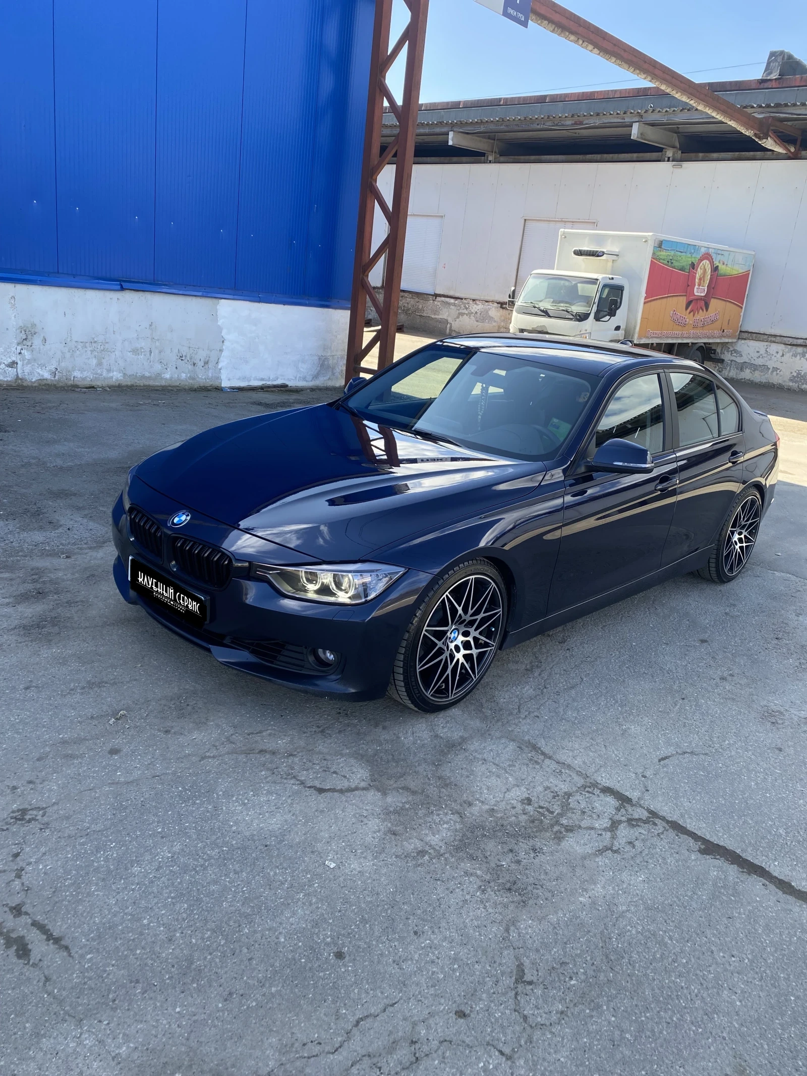 BMW 3 серии, 2013г, задний привод, автомат