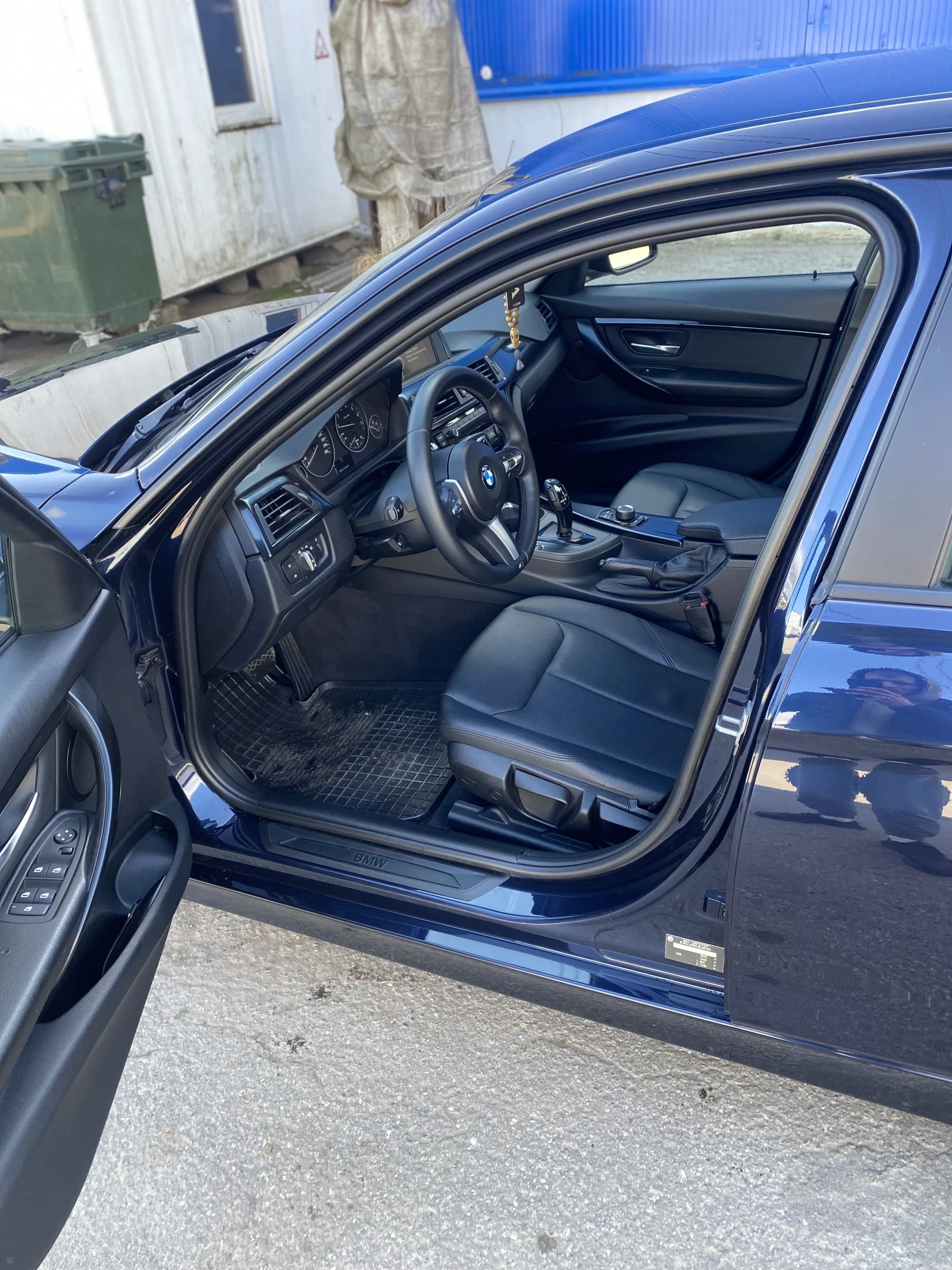 BMW 3 серии, 2013г, задний привод, автомат