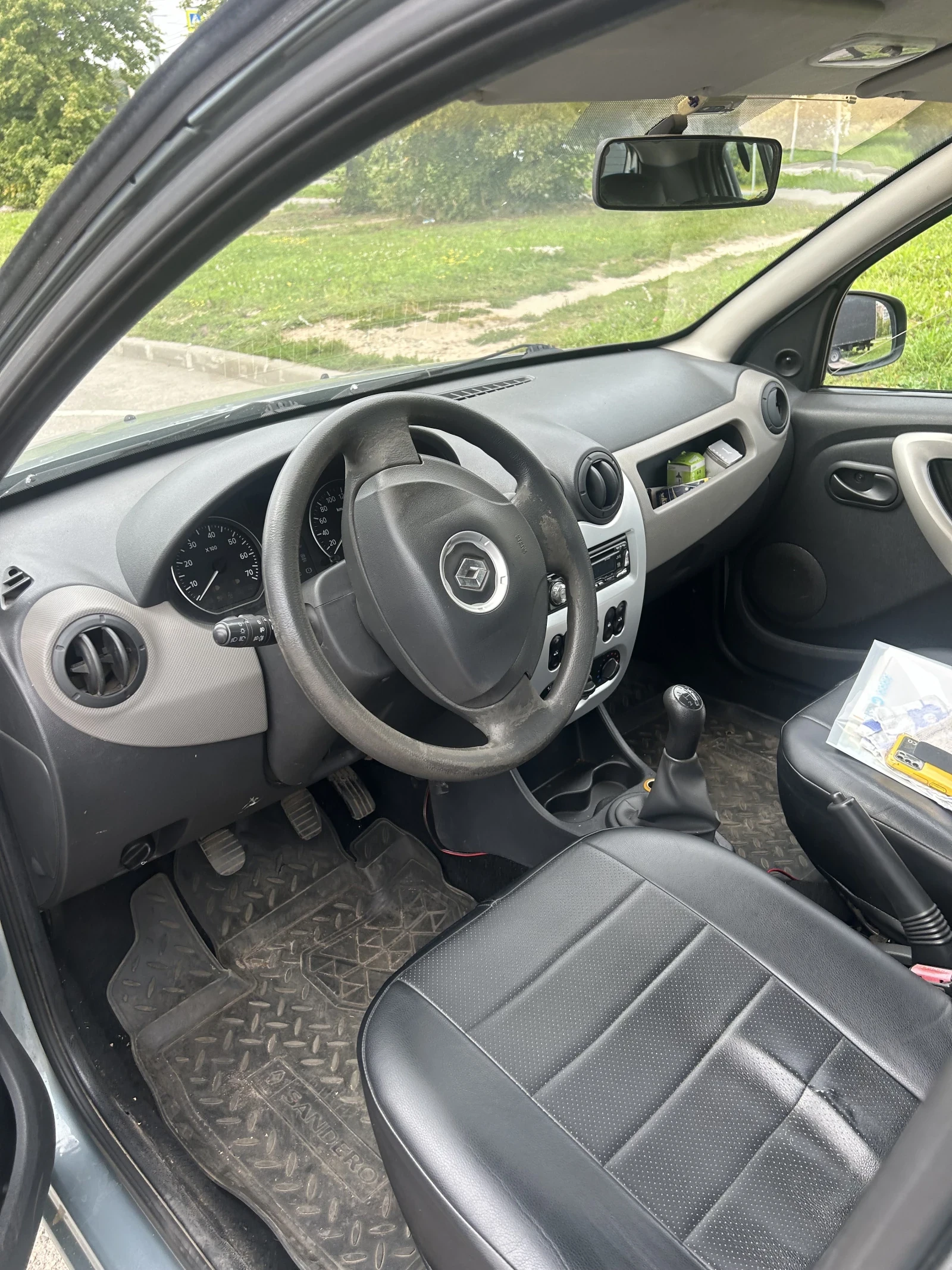 Renault Sandero, 2011г, передний привод, механика